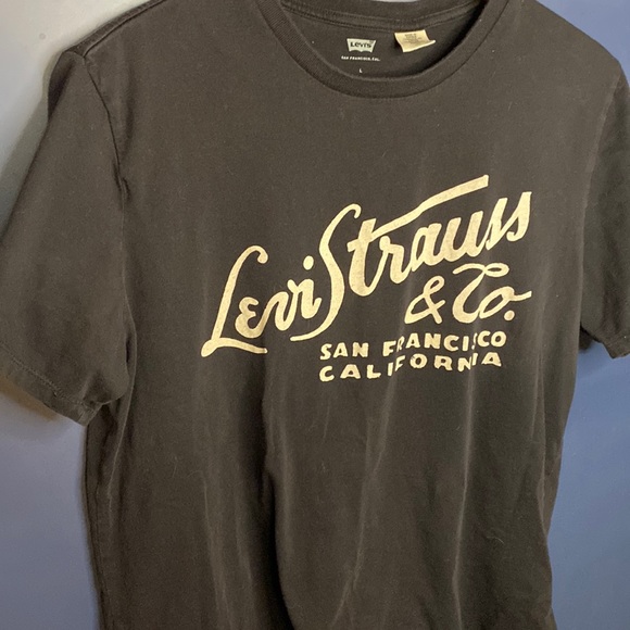 Levi’s T Shirt - Picture 3 of 3